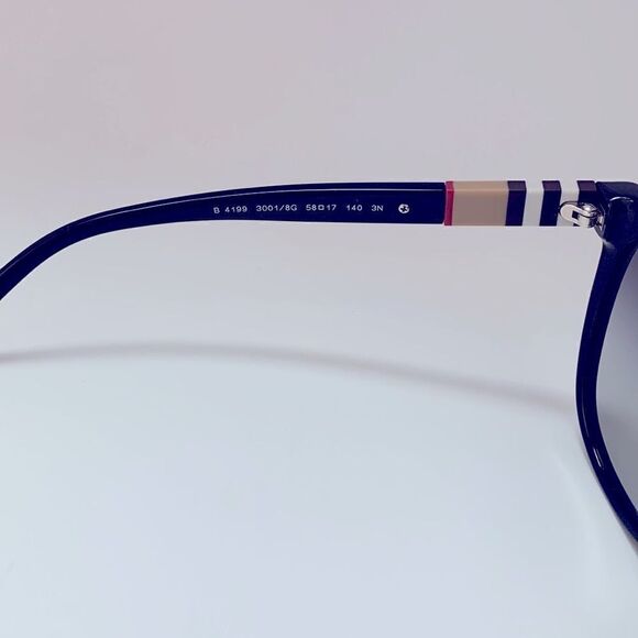 🕶Burberry BE4239Q Made in Italy Sunglasses - Picture 7 of 11